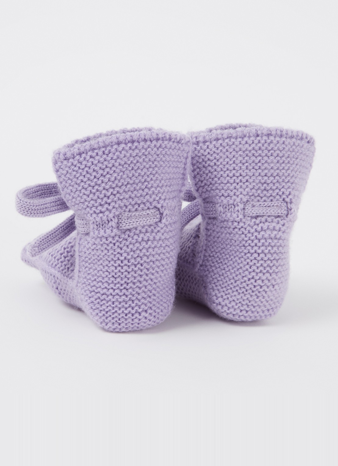 Hvid Booties gebreide babyslofjes van wol - achterkant 3 lila