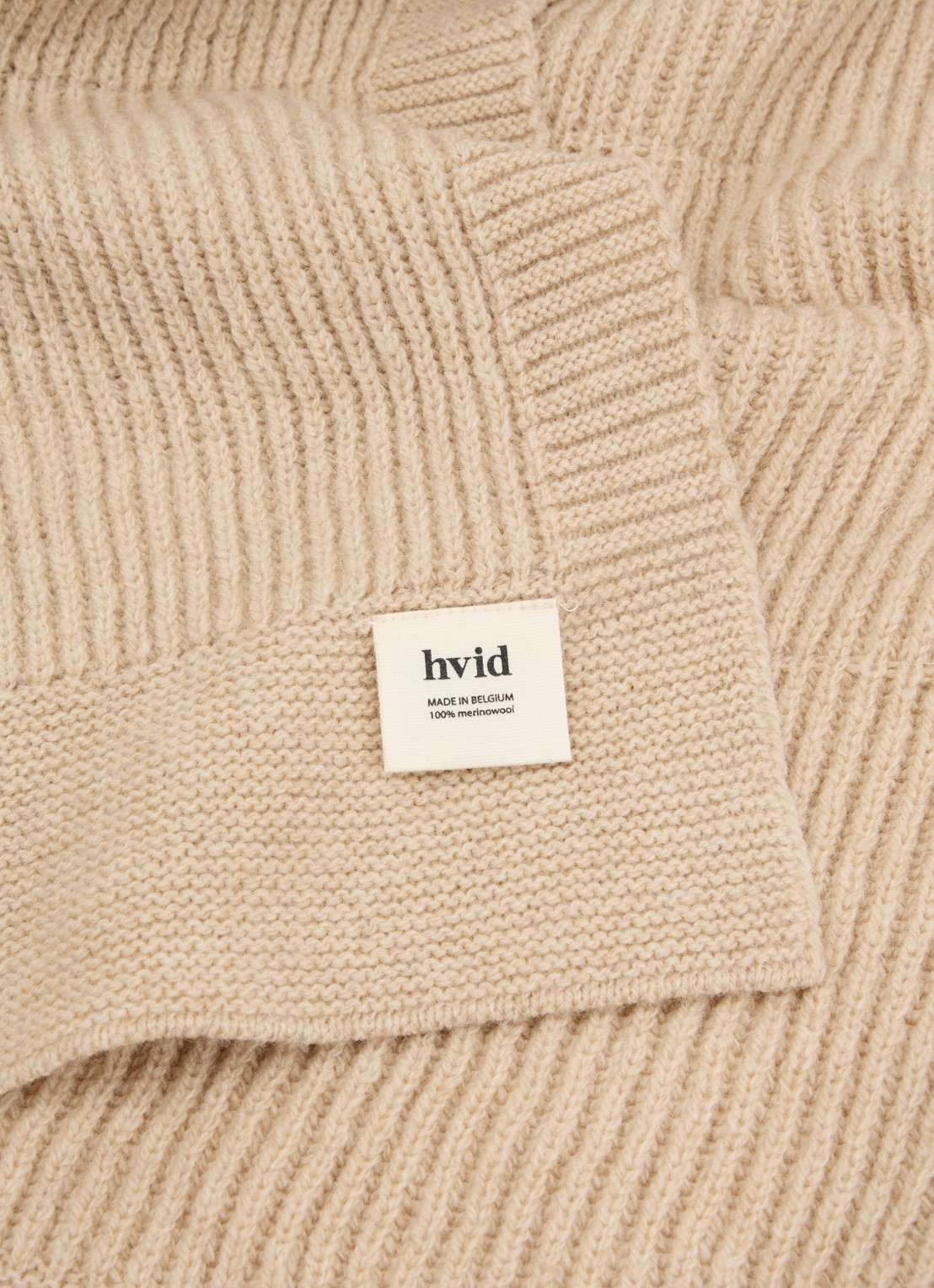 Hvid Gaston plaid van merino wol 140 x 100 cm - detail 2 beige