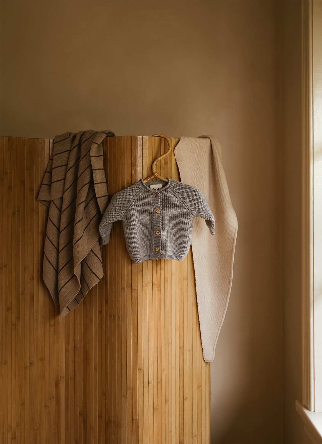 Hvid Harry wiegdeken van merino wol 70 x 100 cm - voorkant 3 beige