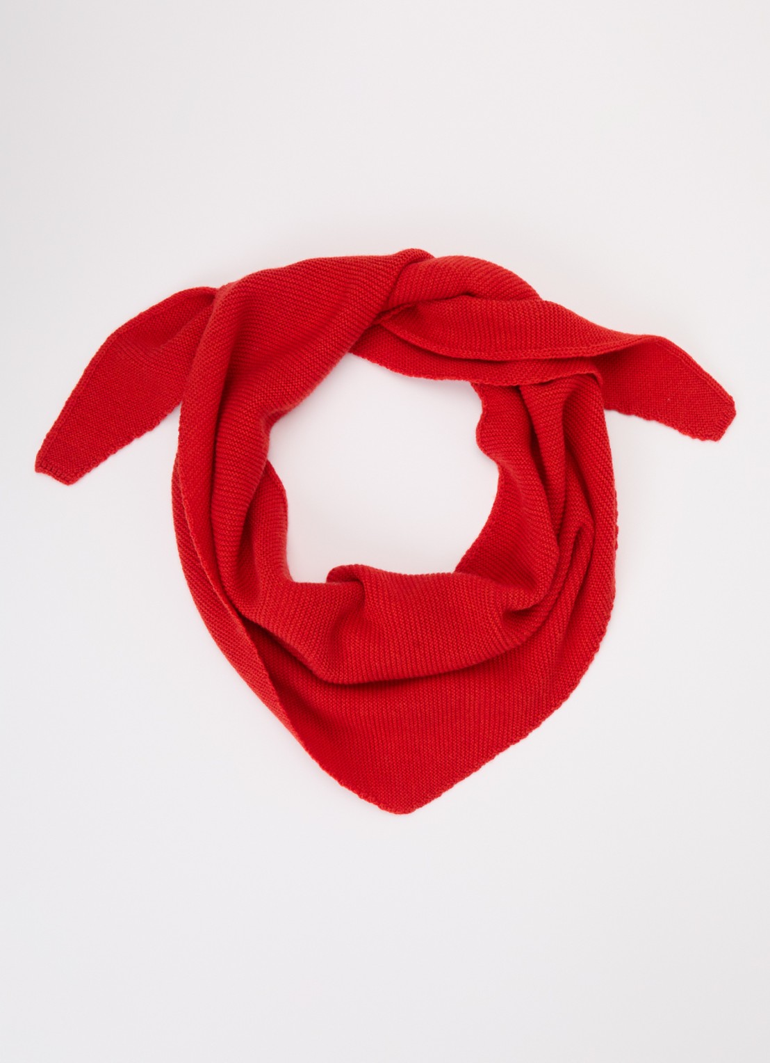 Hvid Josephina grofgebreide sjaal van merino wol 135 x 35 cm - voorkant 3 rood
