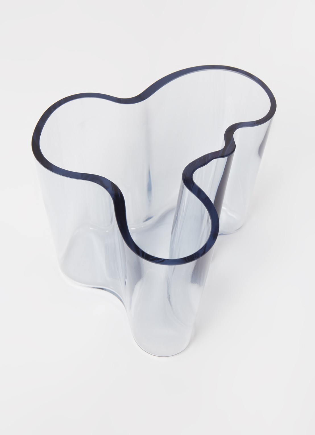 Iittala Alvar Aalto vaas 12 cm - detail 3 transparant