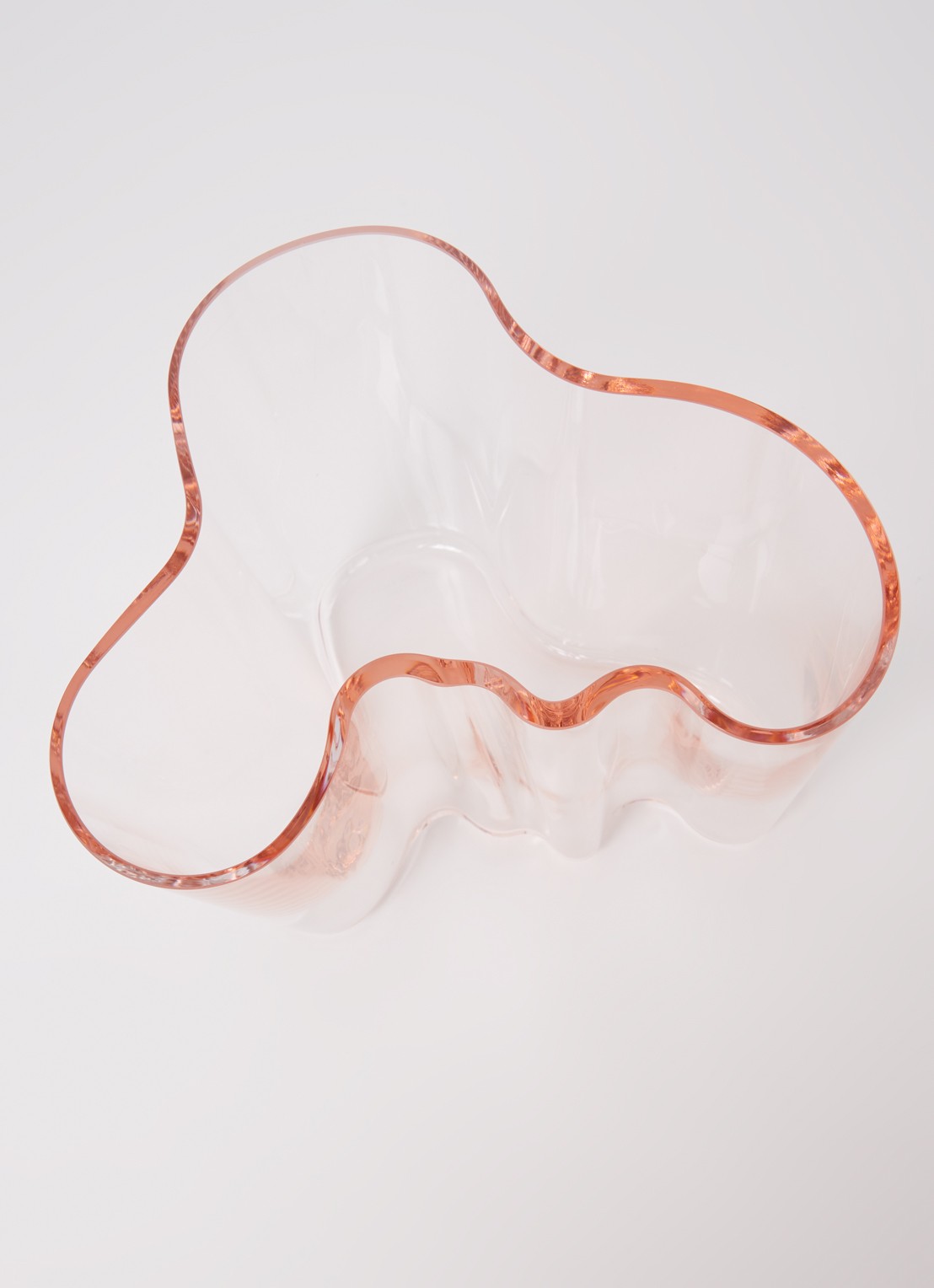 Iittala Alvar Aalto vaas 16 cm - voorkant 2 zalmroze