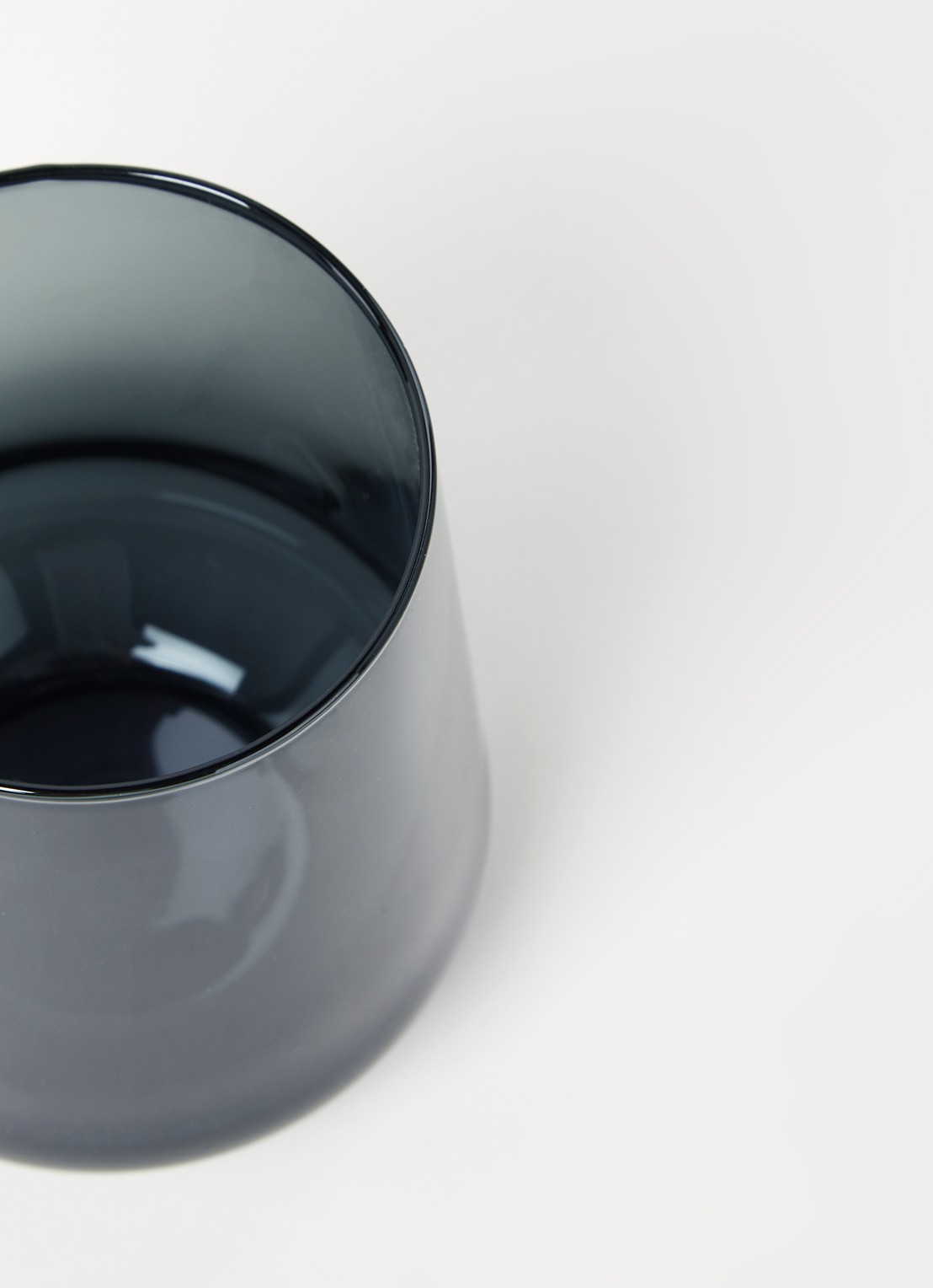 Iittala Drinkglas 35 cl set van 2 - voorkant 2 donkergrijs