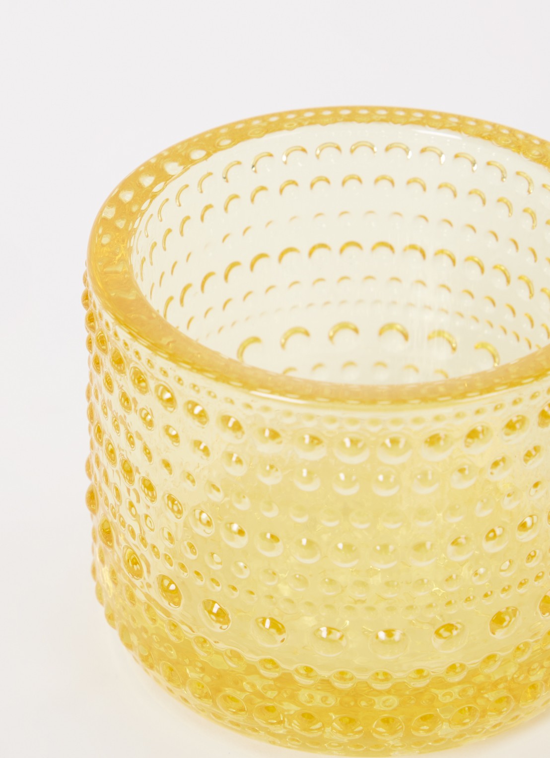 Iittala Kastehelmi waxinelichthouder 6 cm - voorkant 2 geel
