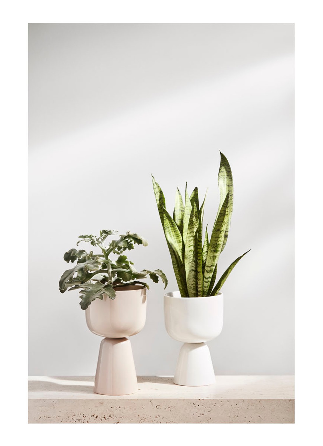 Iittala Nappula bloempot van keramiek voor binnen Ø15 cm - voorkant 2 creme