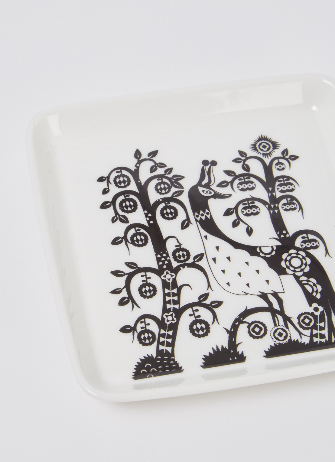 Iittala Taika serveerschaal 12 cm - detail zwart