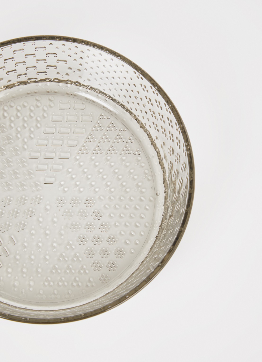 Iittala Tundra kom 17,2 cm - voorkant 2 donkerbeige