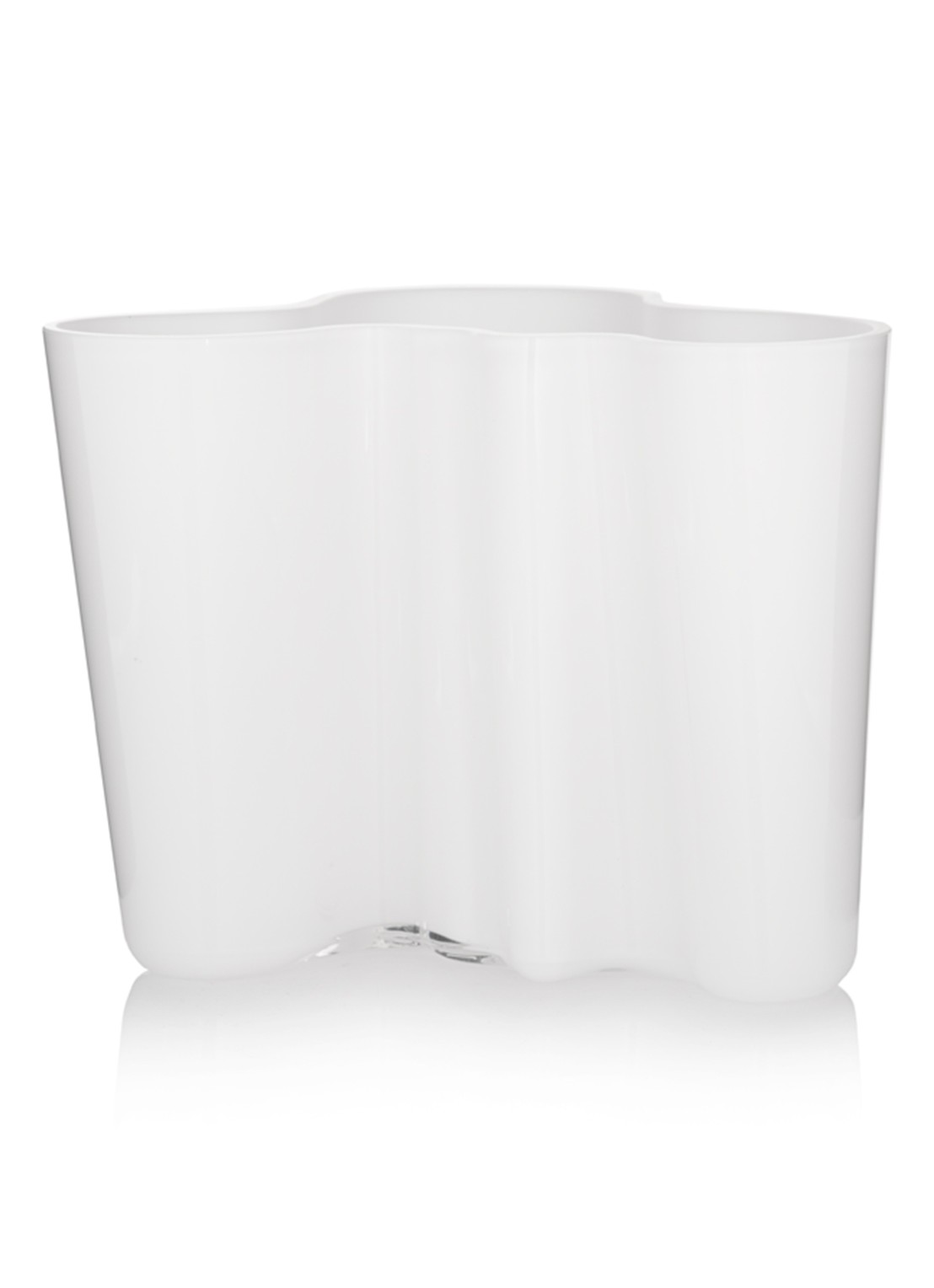 Iittala Vaas opaal 16 cm - voorkant 2 wit