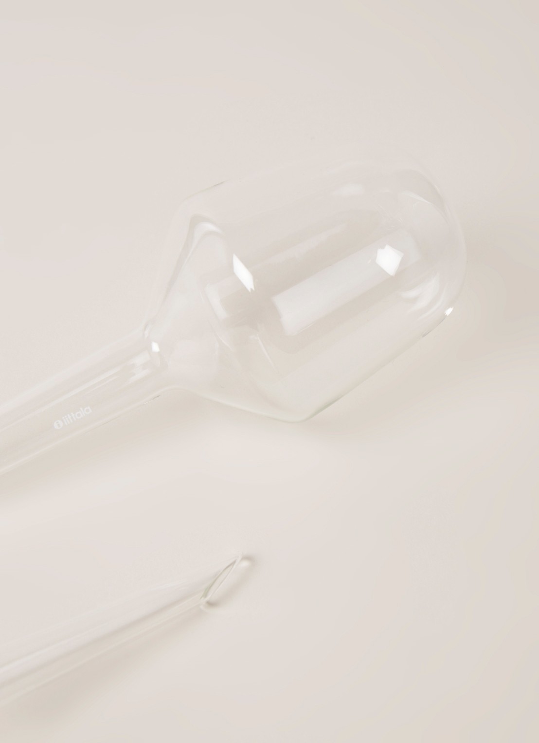 Iittala Waterdruppelaar 2-delig - detail 3 transparant