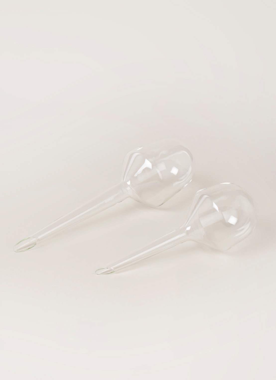 Iittala Waterdruppelaar 2-delig - voorkant 2 transparant