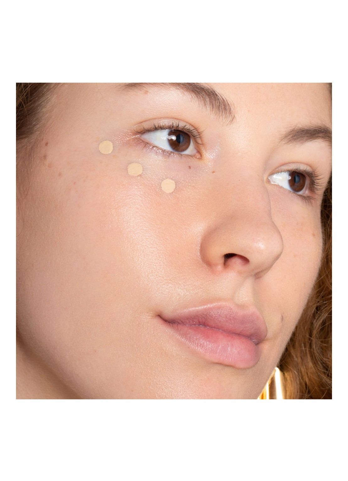 ILIA Beauty True Skin Serum Concealer - detail 5 chicory - tssc-01