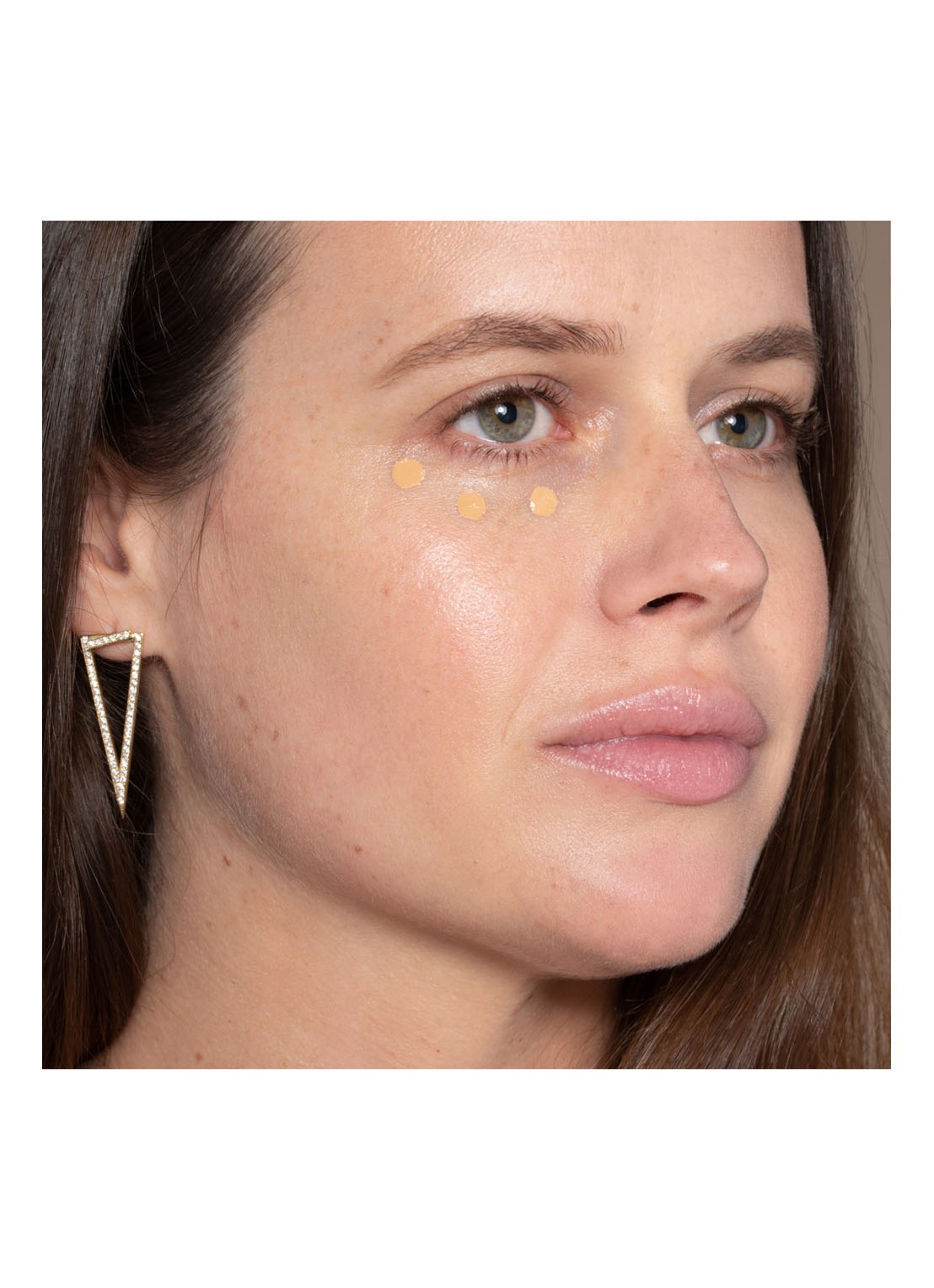 ILIA Beauty True Skin Serum Concealer - detail 4 kava - tssc-03