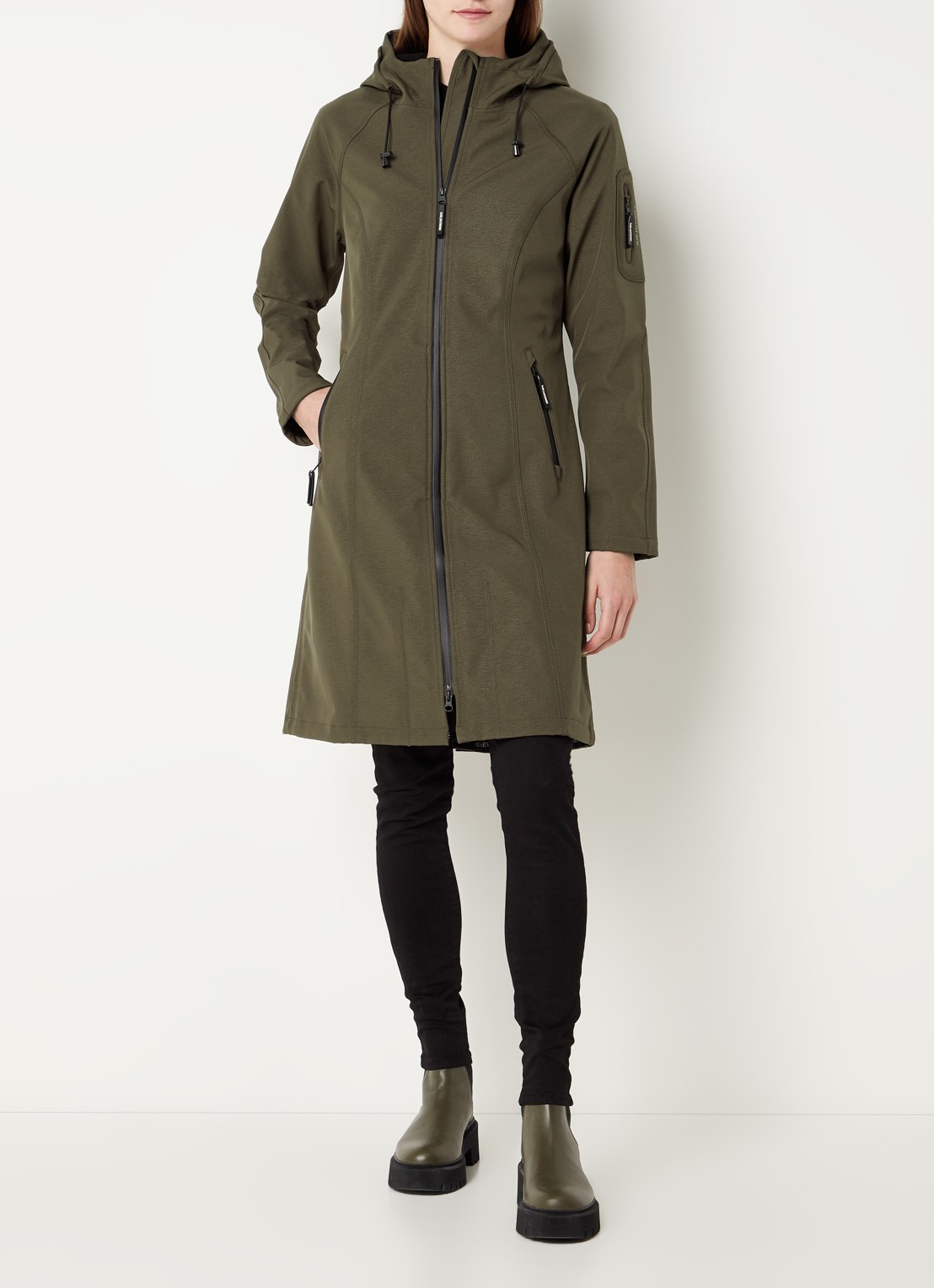 Ilse Jacobsen Rain37L softshell regenjas met gesealde rits  - voorkant 2 groen