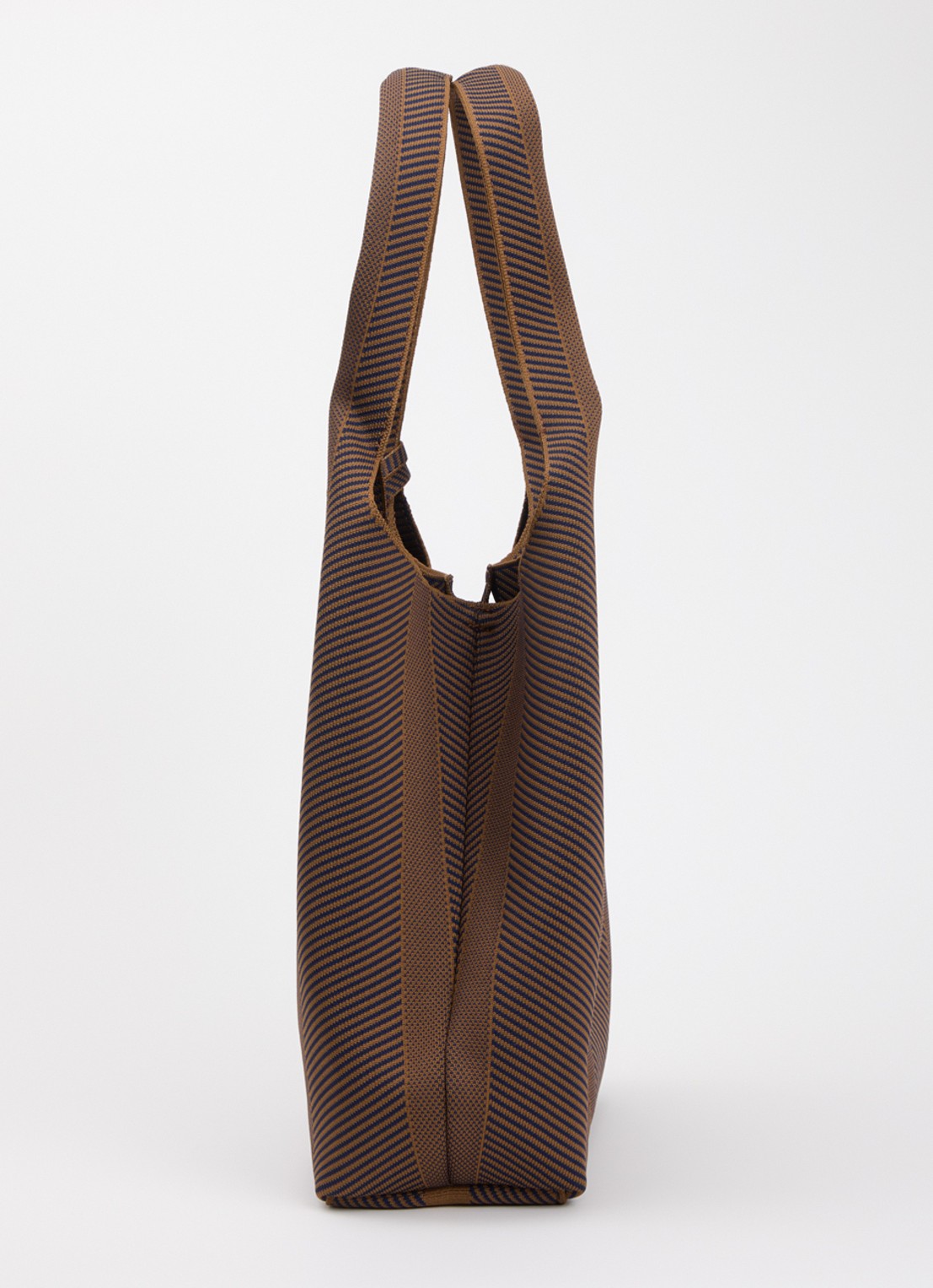 Ilse Jacobsen Shopper met grafische print - detail 3 bruin