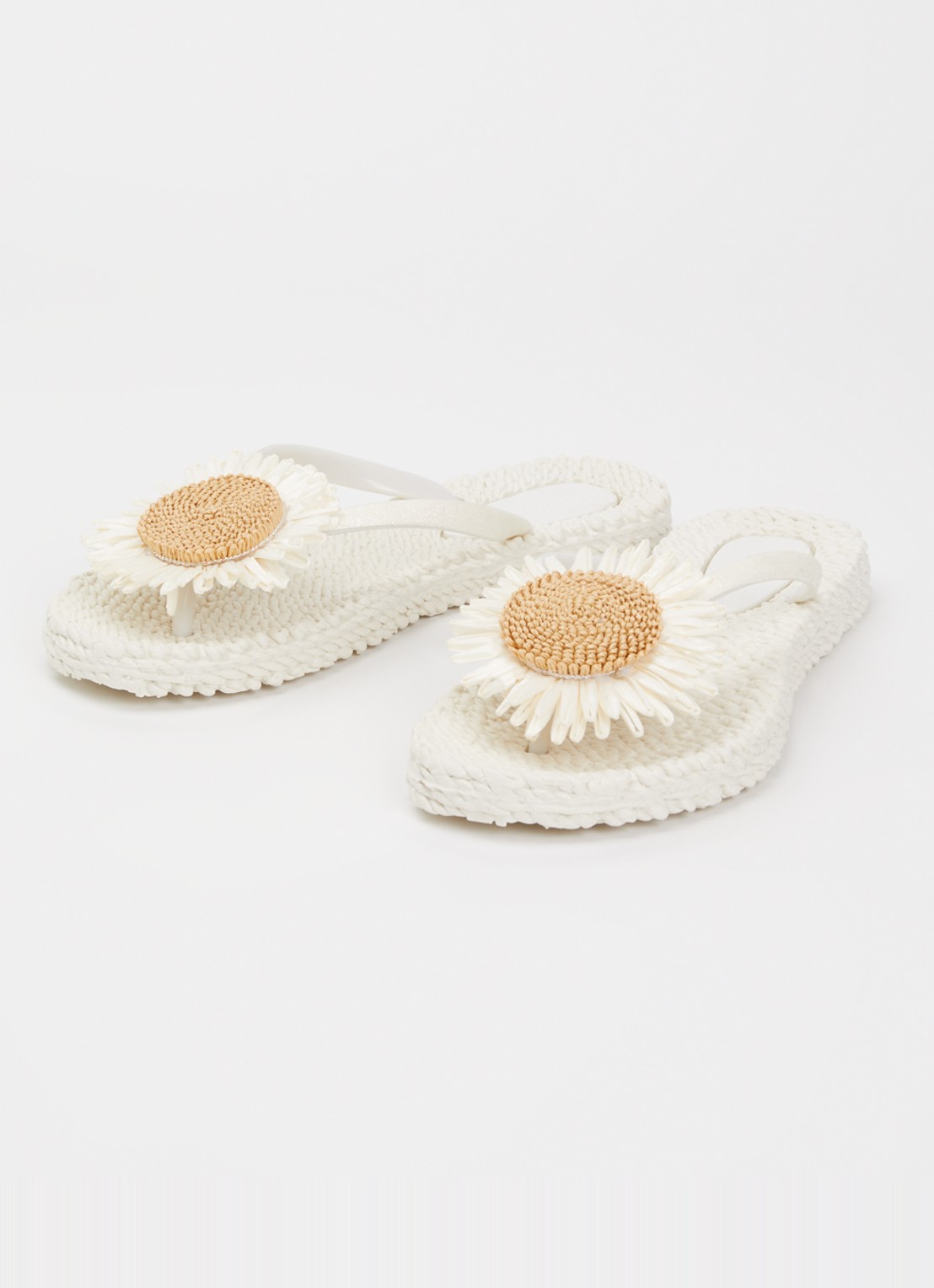 Ilse Jacobsen Slipper met glitter en applicatie - detail gebroken wit