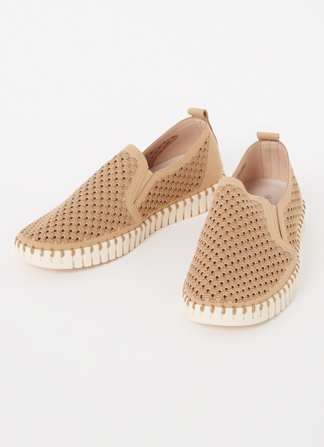 Ilse Jacobsen Tulip slip-on met cut-out detail - detail 3 camel