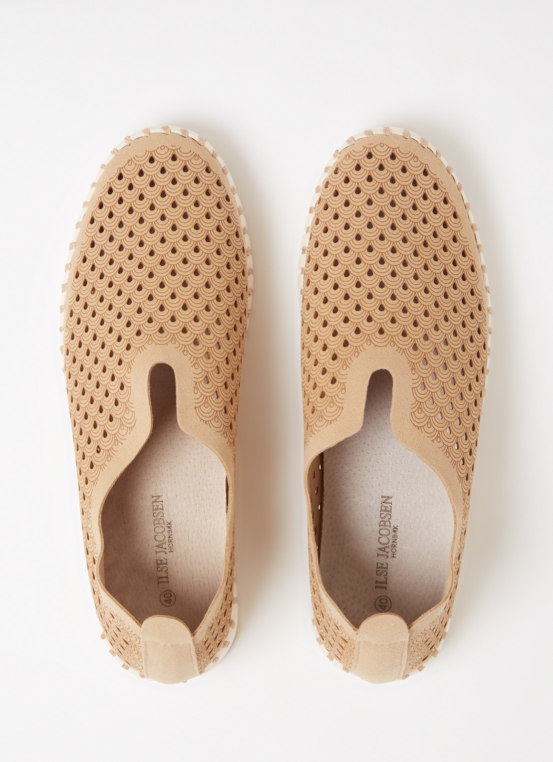 Ilse Jacobsen Tulip slip-on met cut-out details - detail 3 camel