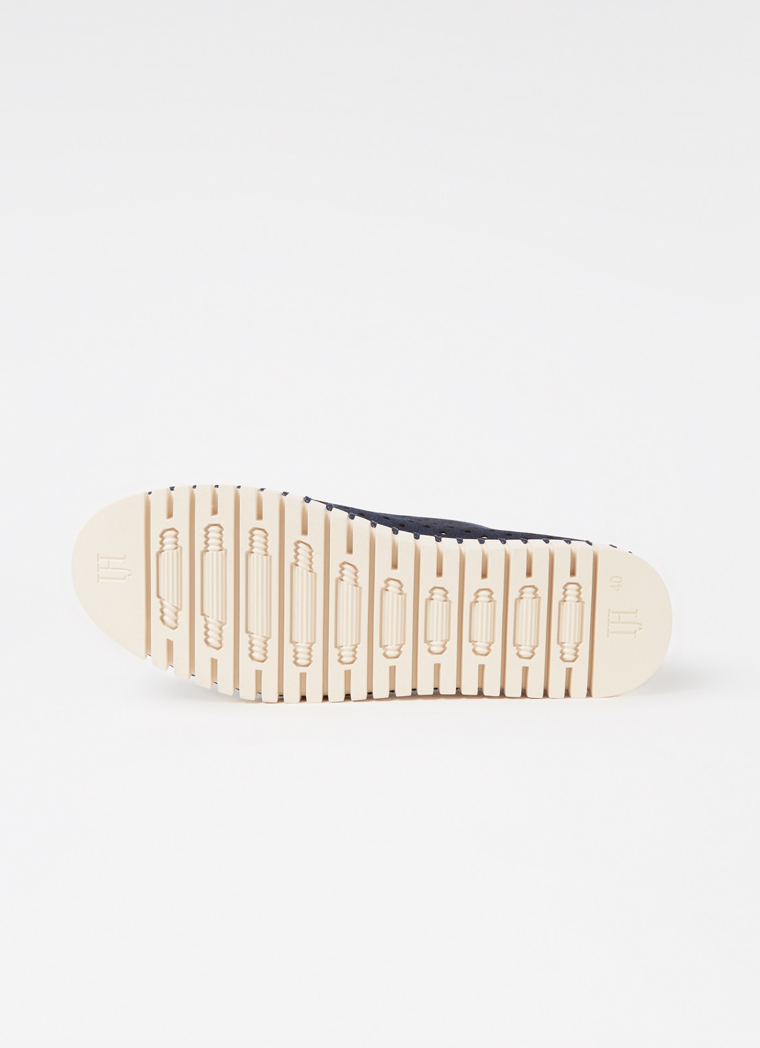 Ilse Jacobsen Tulip slip-on met cut-out details - detail 5 donkerblauw