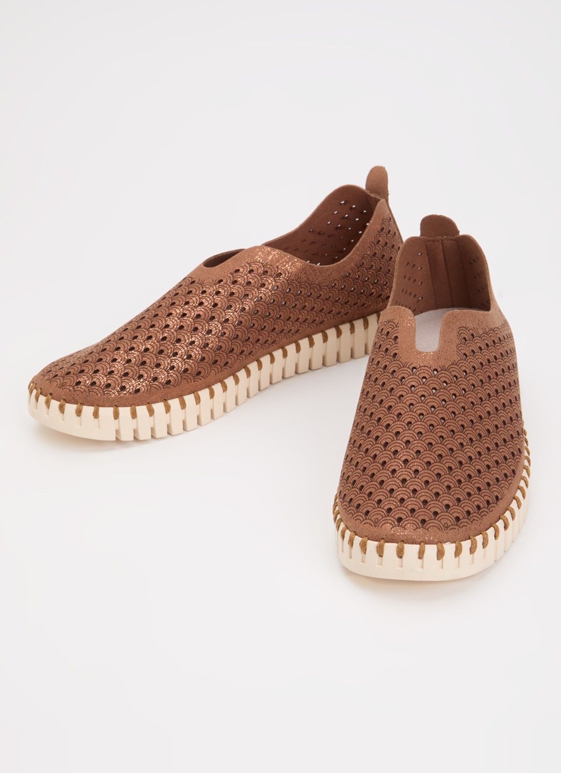Ilse Jacobsen Tulip slip-on met metallic details - detail bruin