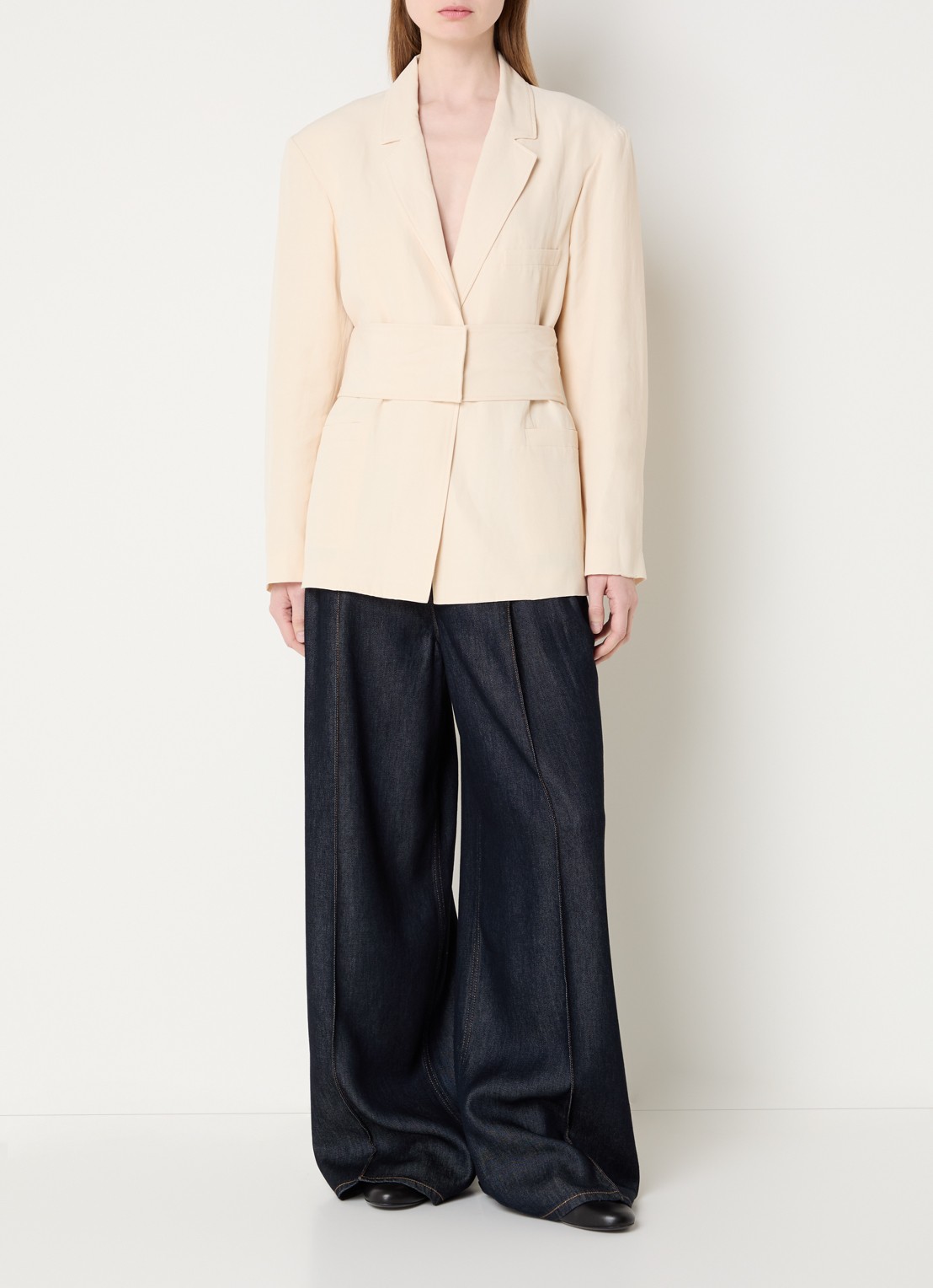 IRO Blazer in linnenblend met schoudervulling - voorkant 2 creme