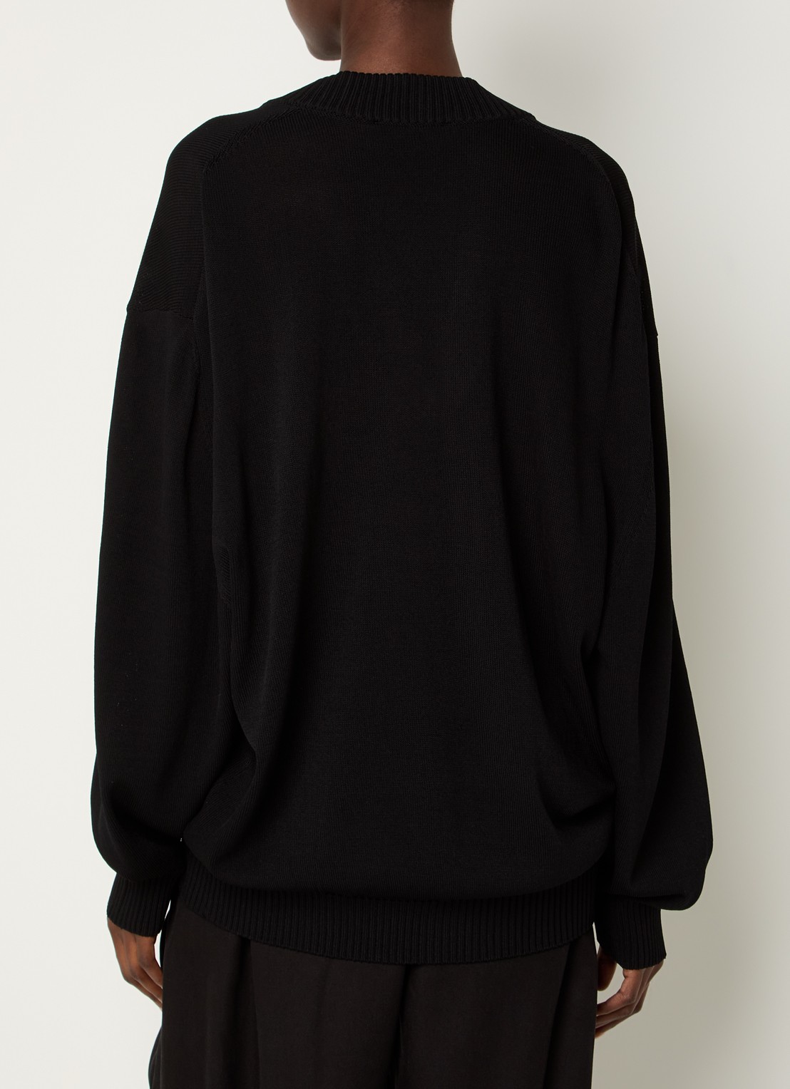 IRO Brise oversized ribgebreide trui met V-hals - achterkant zwart