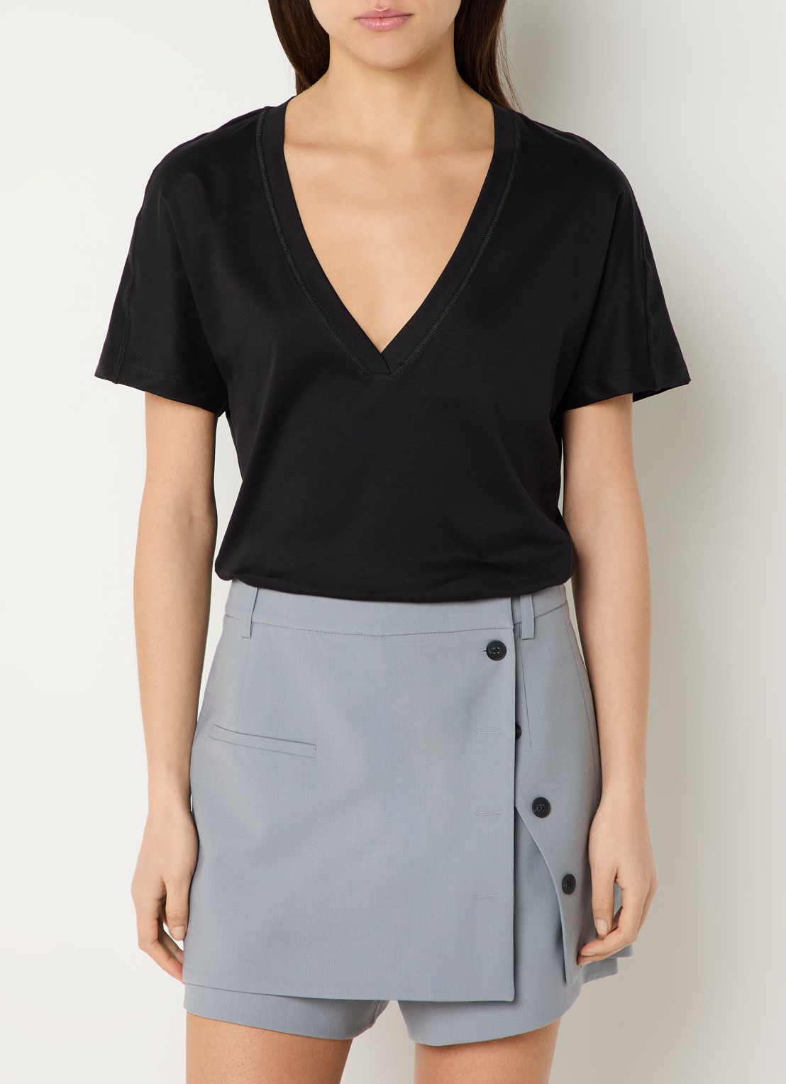 IRO Celiane T-shirt met V-hals - detail zwart