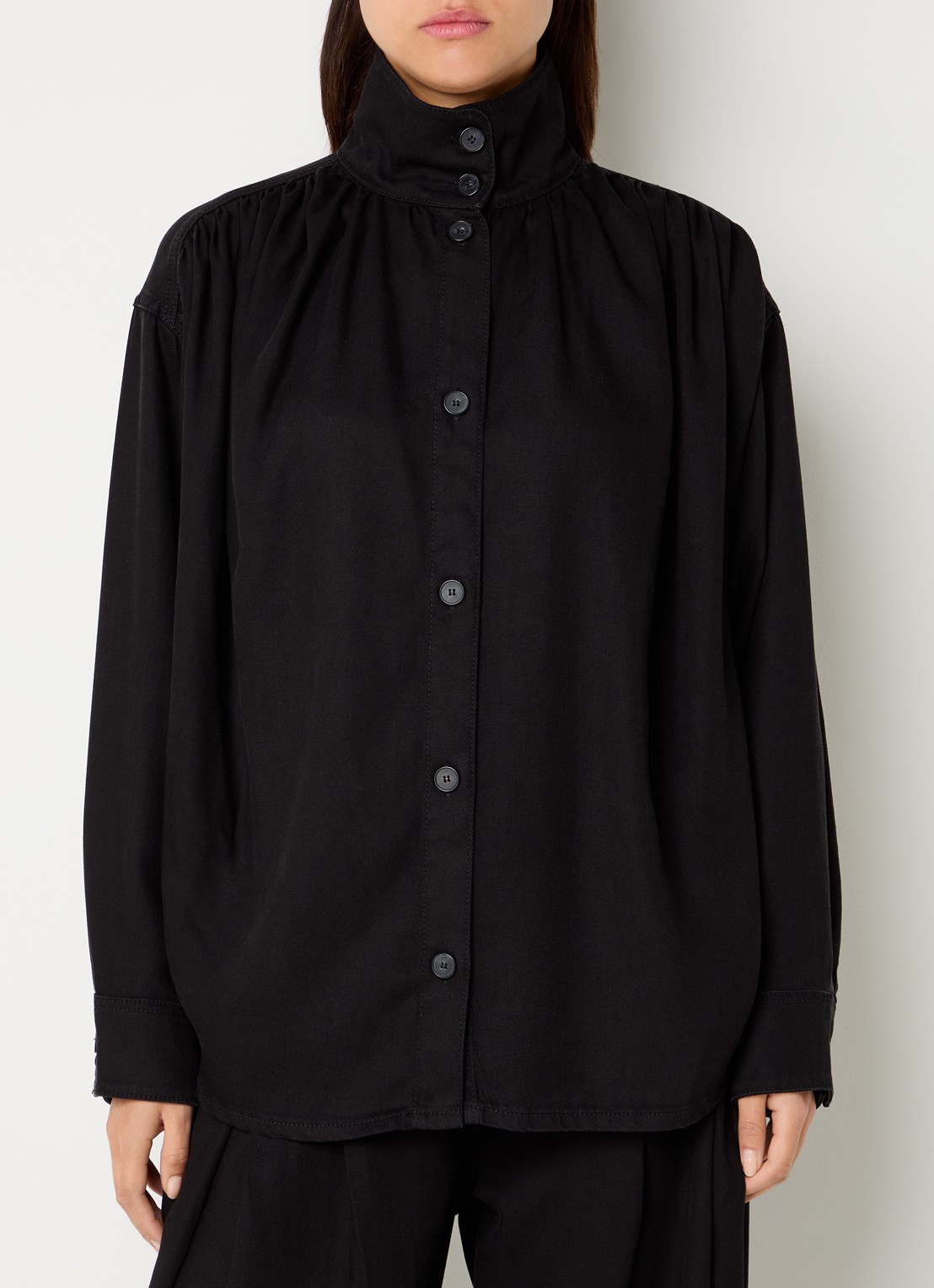 IRO Fenyra blouse met opstaande kraag - detail 3 zwart