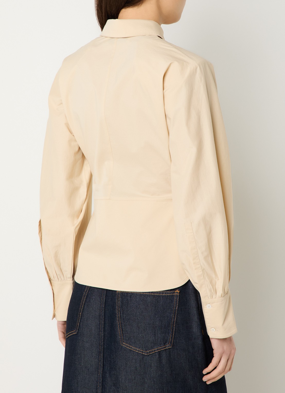 IRO Janine blouse met stretch - achterkant 4 zand