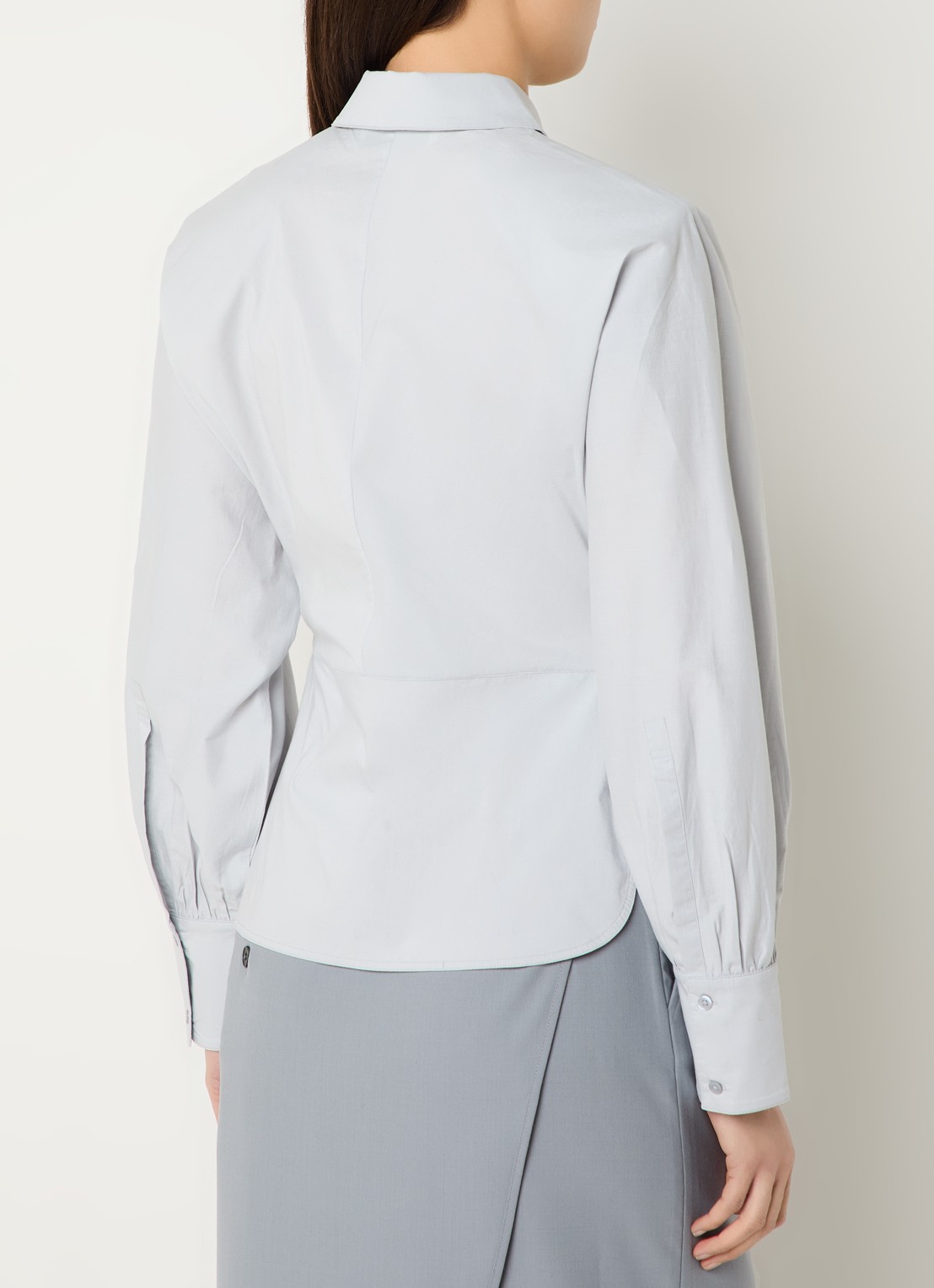 IRO Janine blouse met stretch - achterkant 3 lichtgrijs