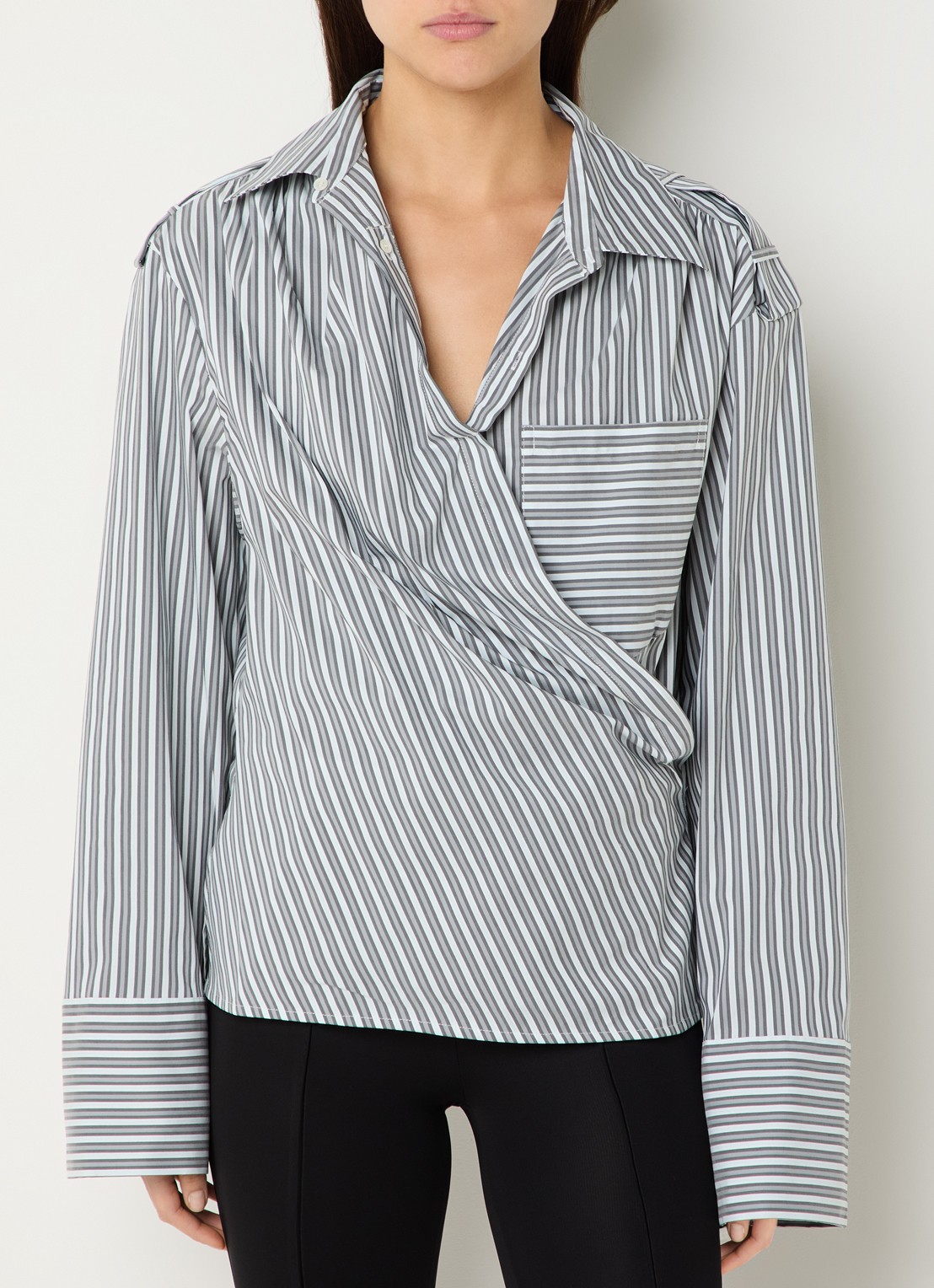 IRO Lace asymmetrische blouse met streepprint - detail 3 grijs