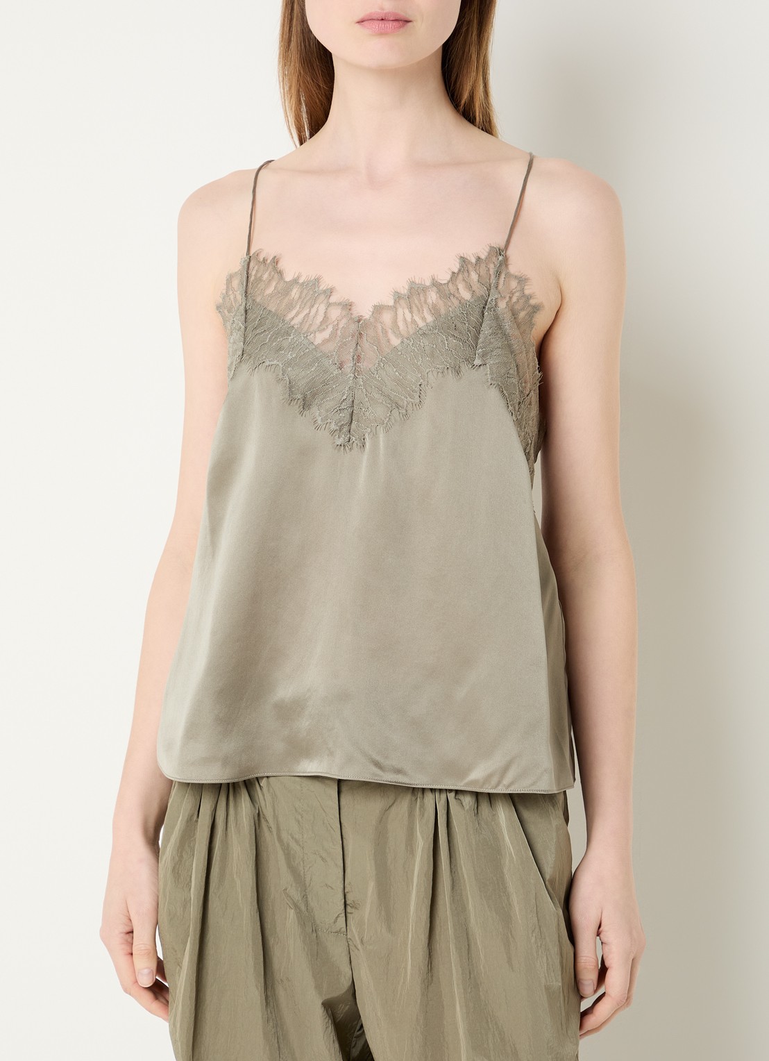 IRO Newin top van zijde met details van kant - detail olijfgroen