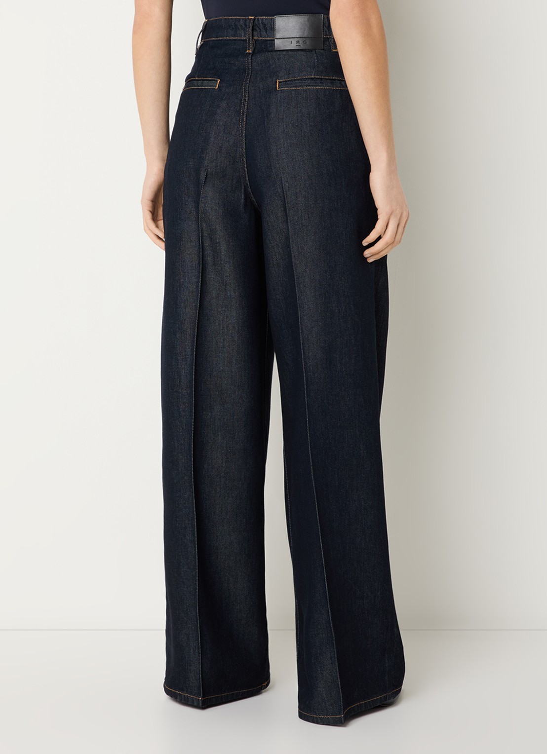 IRO Remy high waist wide leg jeans met donkere wassing - achterkant indigo