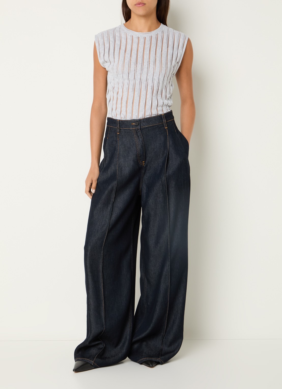 IRO Uzelie semi-transparante tanktop met ronde hals - voorkant 2 lichtgrijs