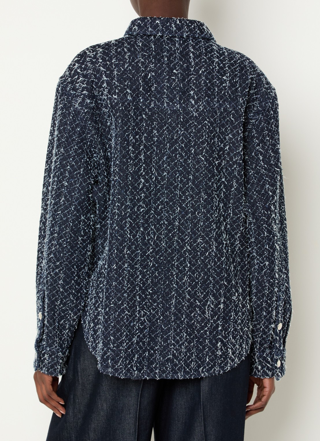 IRO Velini blouse van denim met borstzakken - achterkant donkerblauw