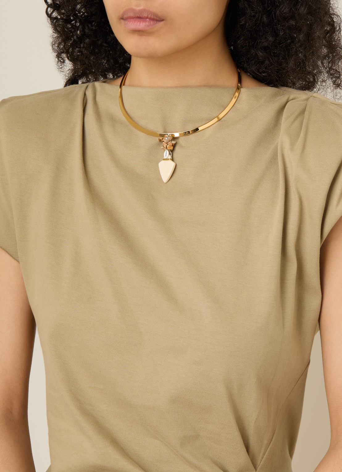 Isabel Marant Anna choker met hanger - voorkant 5 gebroken wit