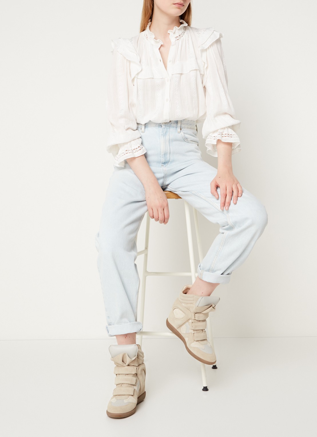Isabel Marant Bekett sneakerwedge van suède - voorkant 2 ivoor