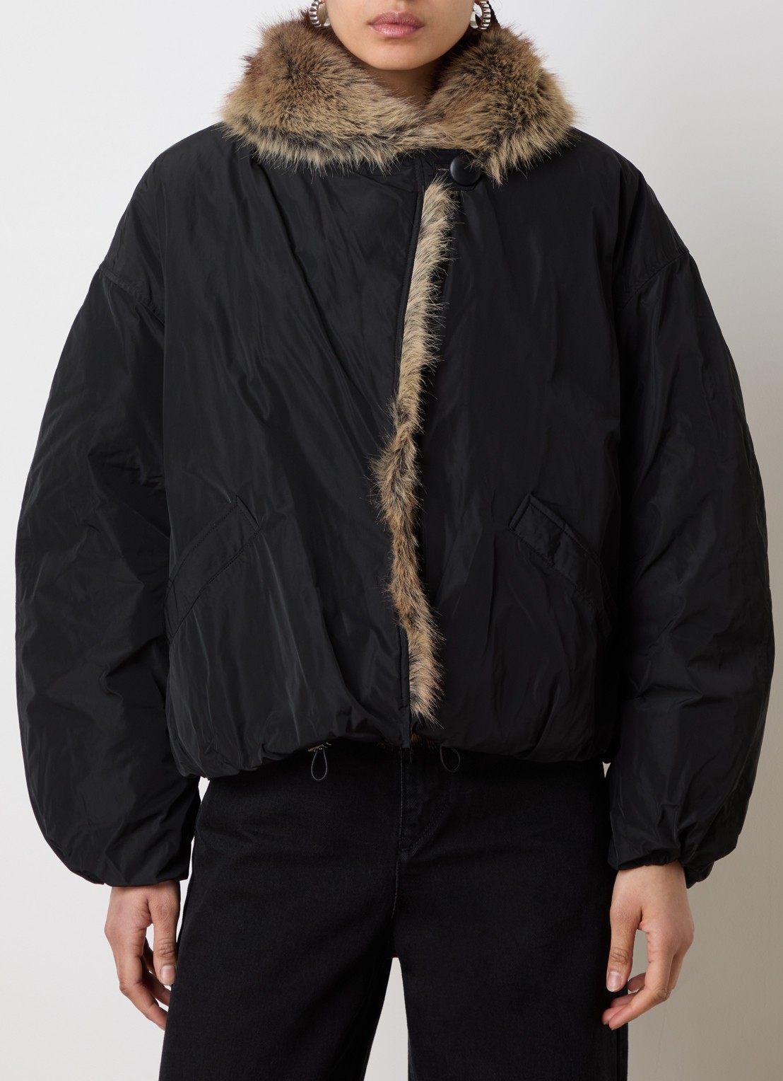 Isabel Marant Charone gewatteerd jack met kraag van imitatiebont en steekzakken - detail 2 zwart