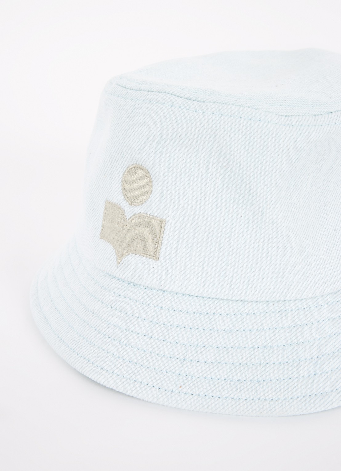 Isabel Marant Haley bucket hoed met logo - detail lichtblauw