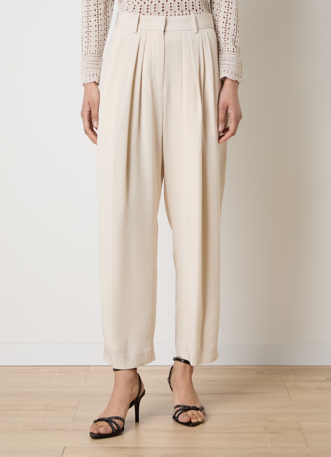 Isabel Marant Janice high waist tapered fit pantalon in zijdeblend - detail 3 creme