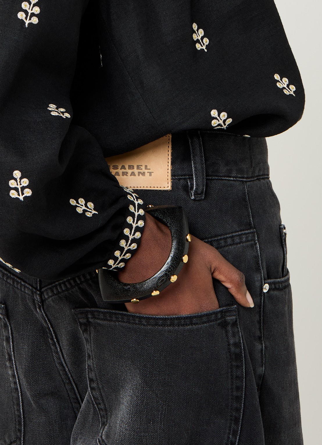 Isabel Marant Layla bangle - voorkant 4 zwart