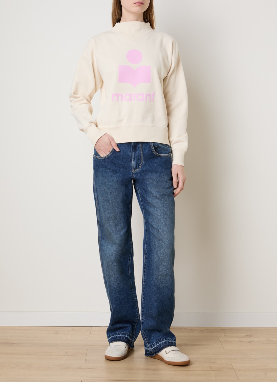 Isabel Marant Moby sweater met flock logoprint en opstaande kraag - voorkant 5 creme