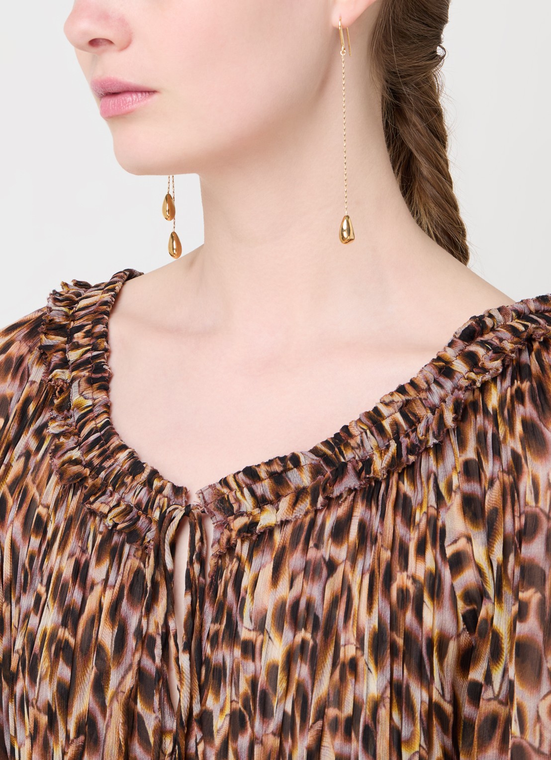 Isabel Marant Shiny Day oorhangers - voorkant 3 goud
