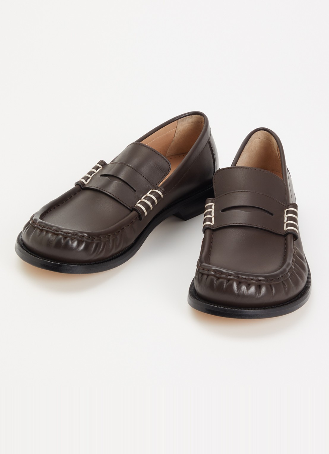J.W. Anderson Loafer van kalfsleer - detail chocoladebruin
