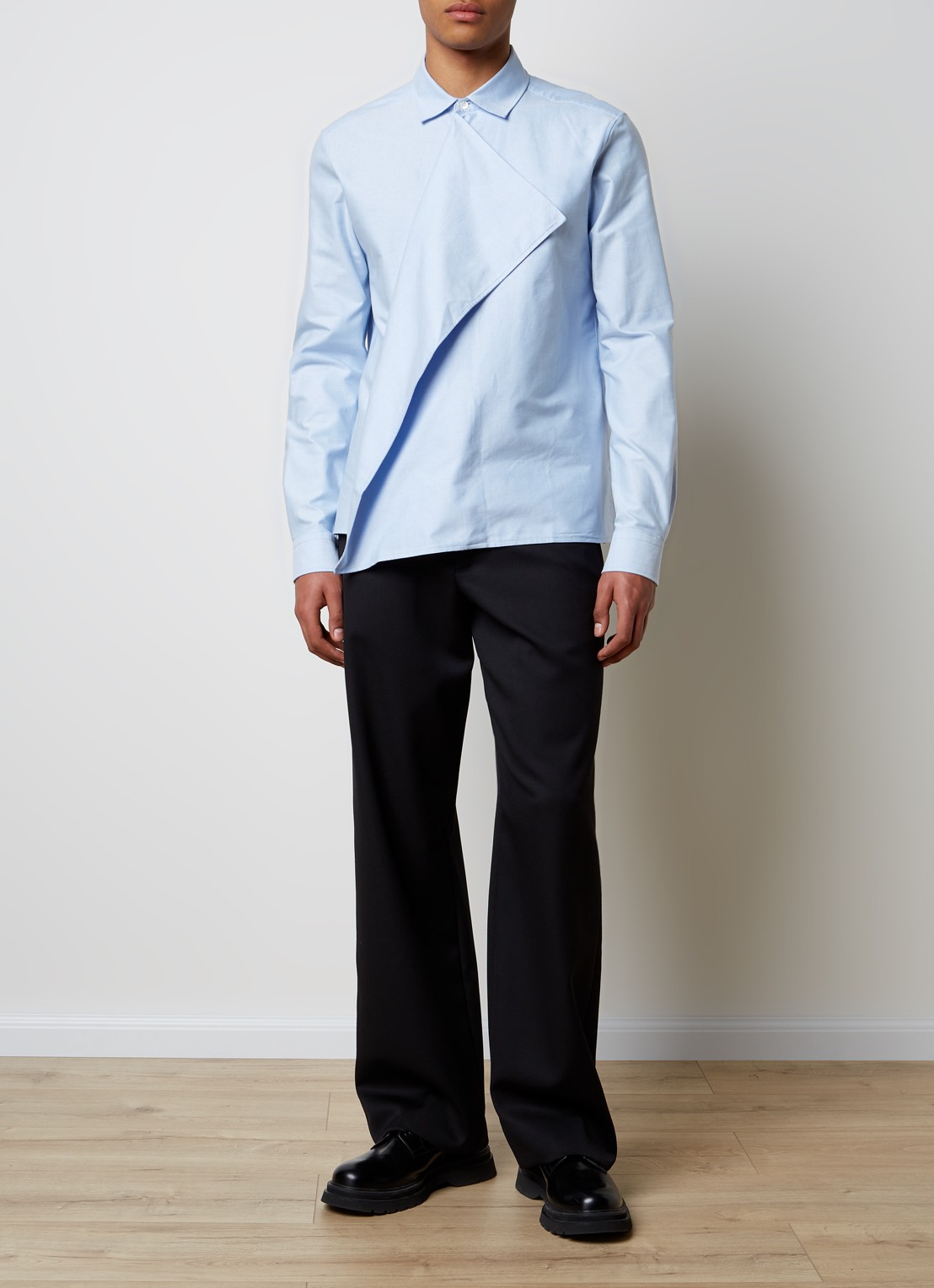 J.W. Anderson Regular fit overhemd met asymmetrische zoom - voorkant 2 lichtblauw