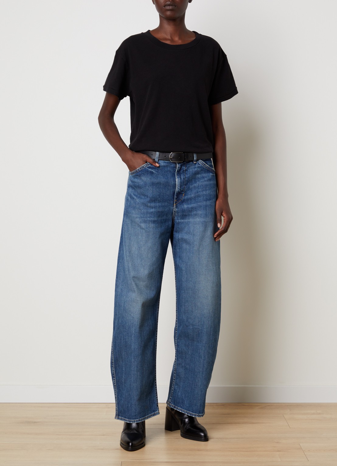 J.W. Anderson Tribeca high waist wide leg jeans met medium wassing - voorkant 6 jeans