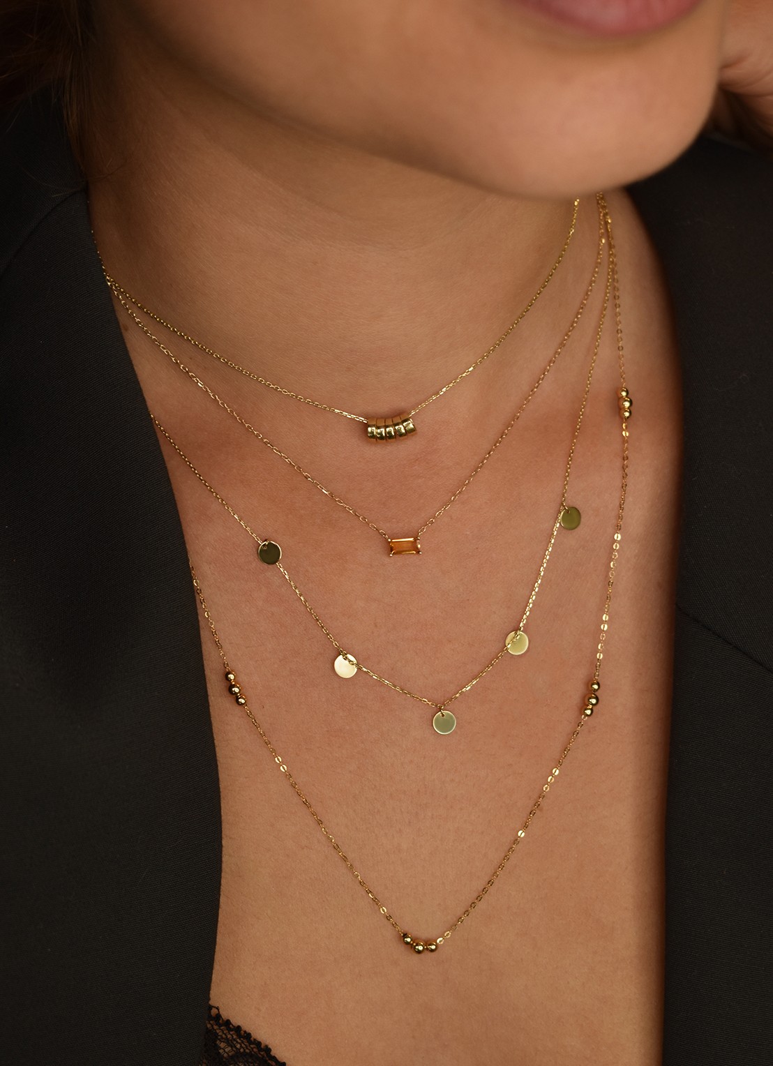 Jackie 14K Gold Disc ketting van 14 karaat geelgoud - voorkant 5 geelgoud