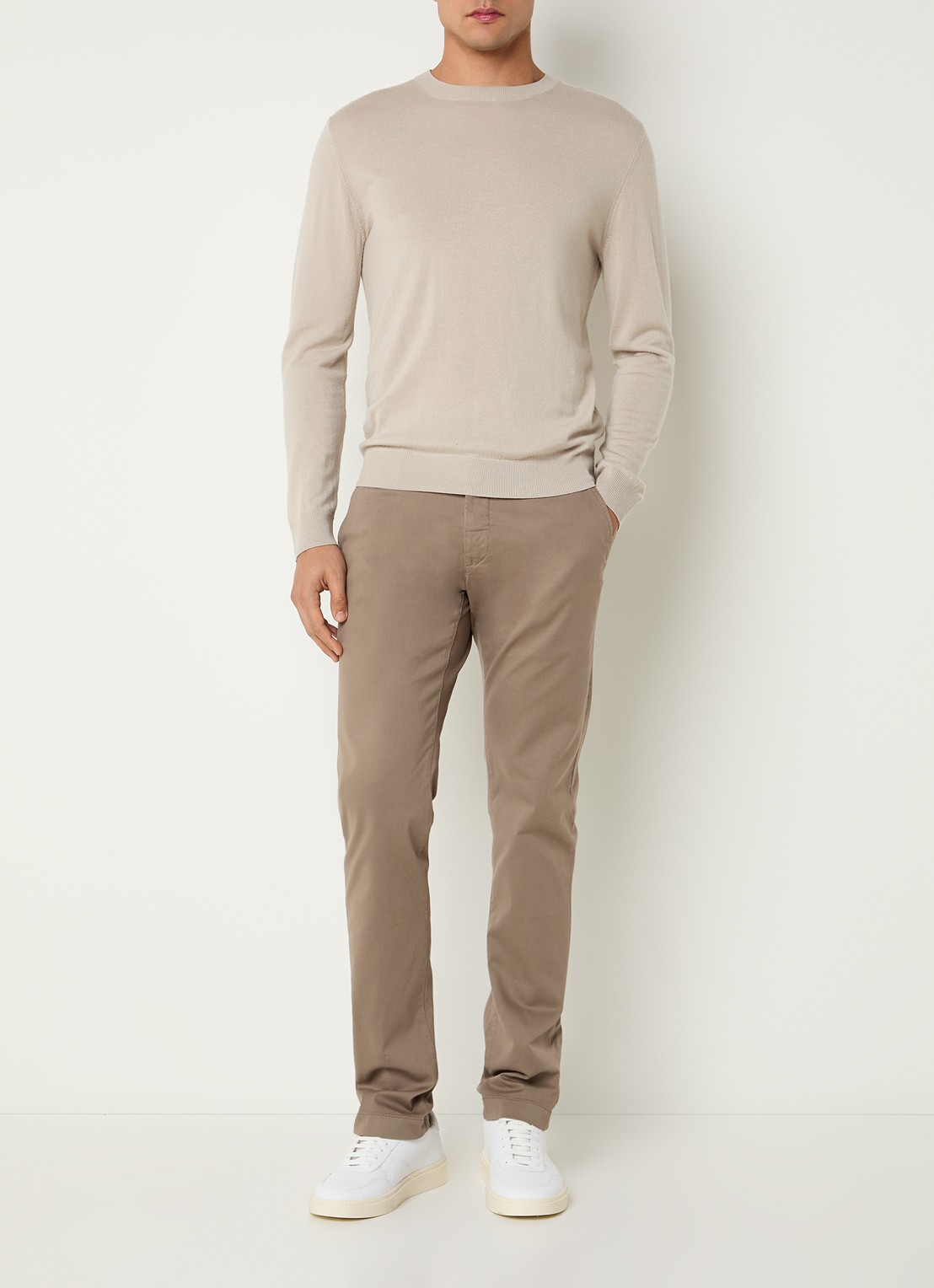 Jacob Cohën Bobby slim fit chino met steekzakken - voorkant 3 zand