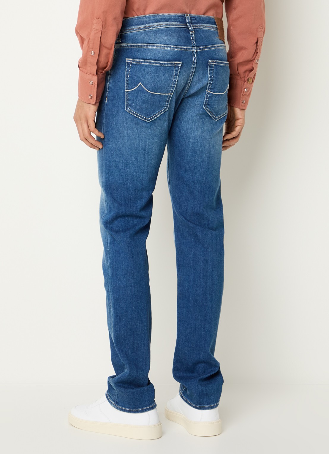 Jacob Cohën Nick slim fit jeans met medium wassing - achterkant 5 indigo