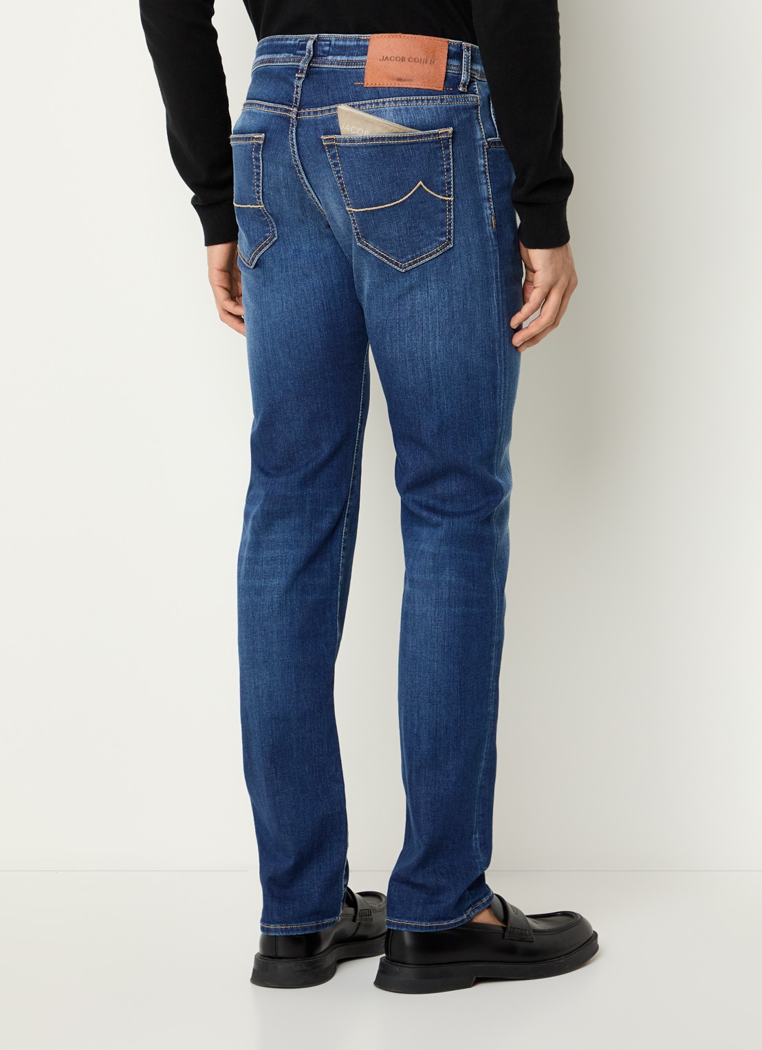 Jacob Cohën Nick slim fit jeans met medium wassing - achterkant 5 indigo