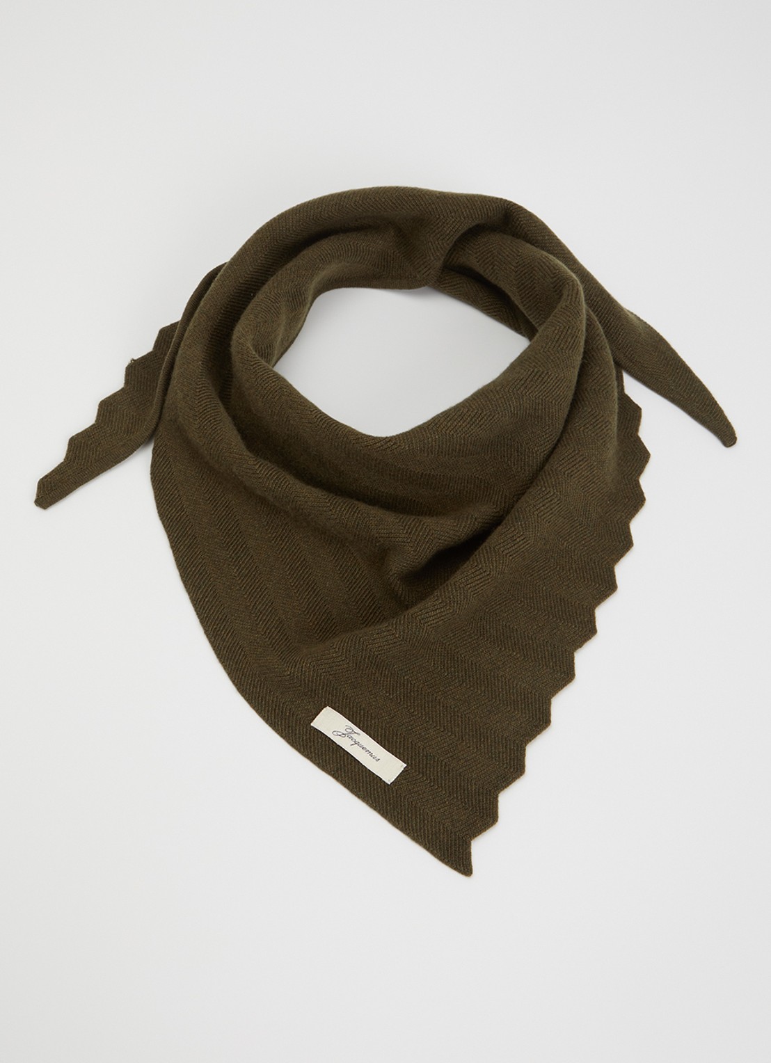 Jacquemus Chevron ribgebreide sjaal in kasjmierblend 160 x 50 cm - voorkant 2 legergroen